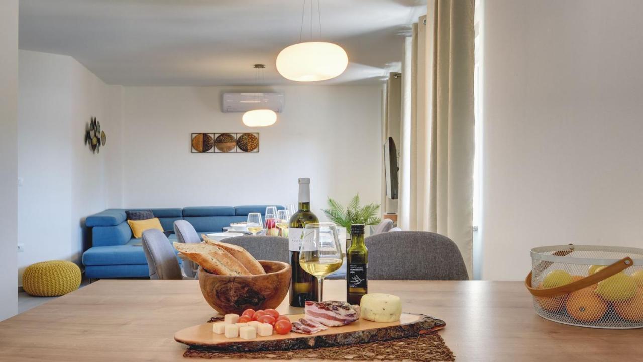 Exclusive City Apartments Pula Bagian luar foto