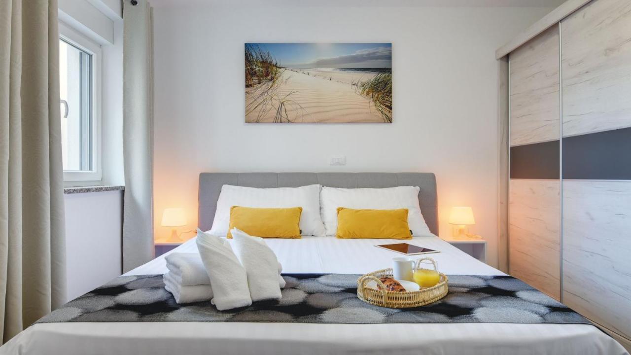 Exclusive City Apartments Pula Bagian luar foto