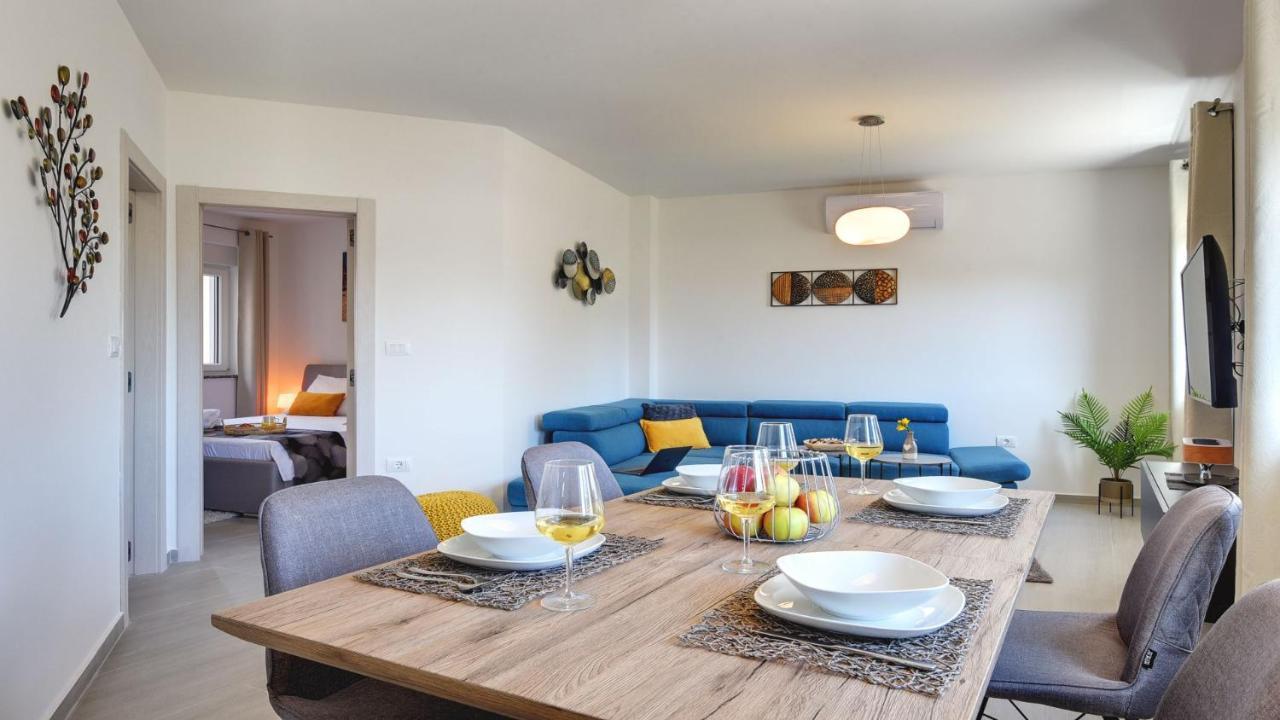 Exclusive City Apartments Pula Bagian luar foto