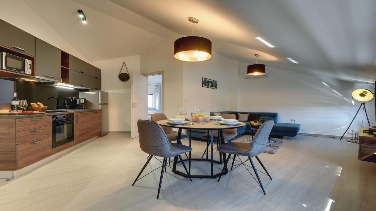 Exclusive City Apartments Pula Bagian luar foto