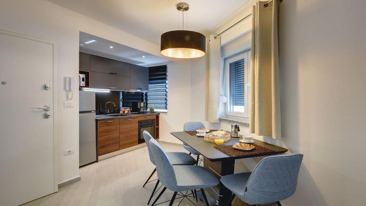 Exclusive City Apartments Pula Bagian luar foto