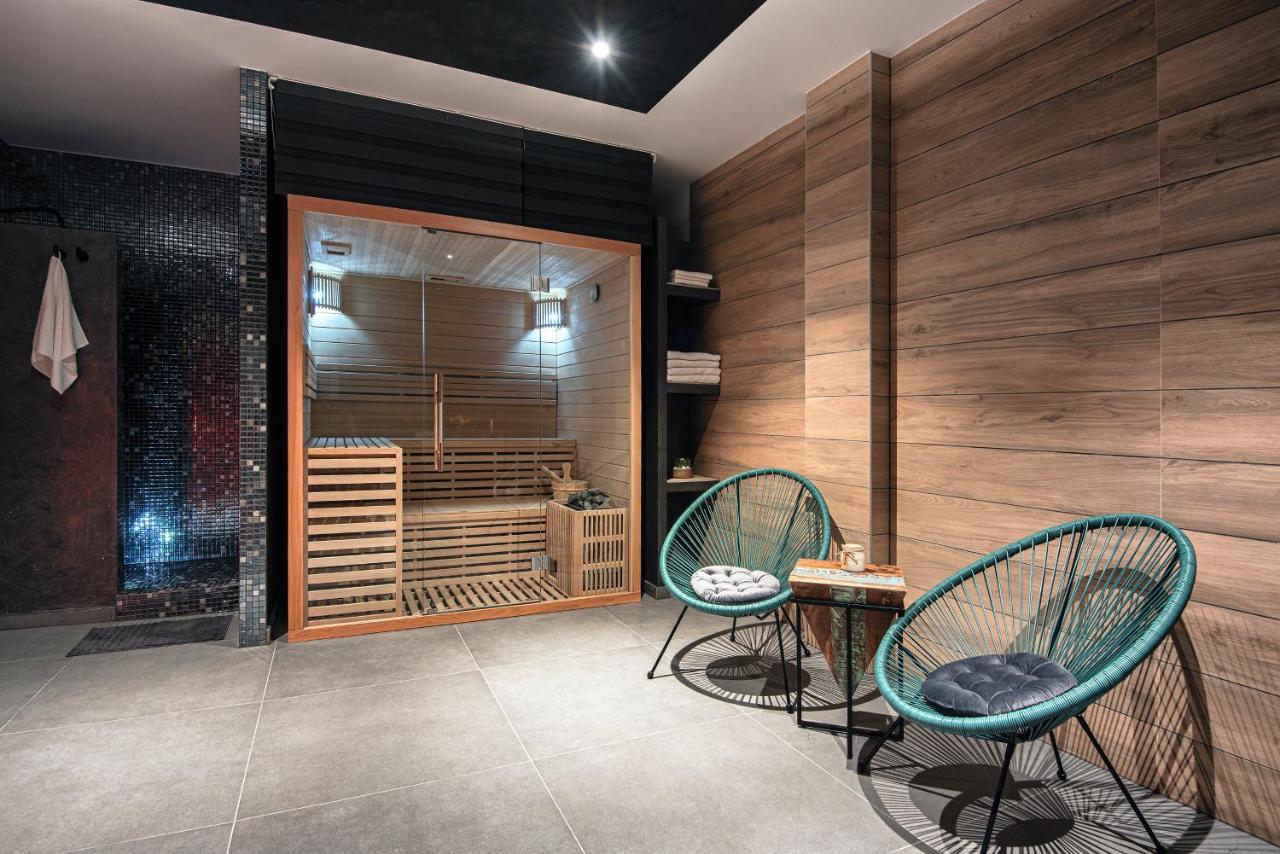 Exclusive City Apartments Pula Bagian luar foto