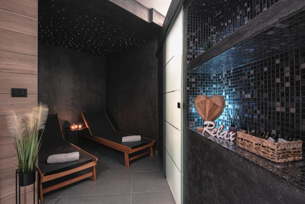 Exclusive City Apartments Pula Bagian luar foto
