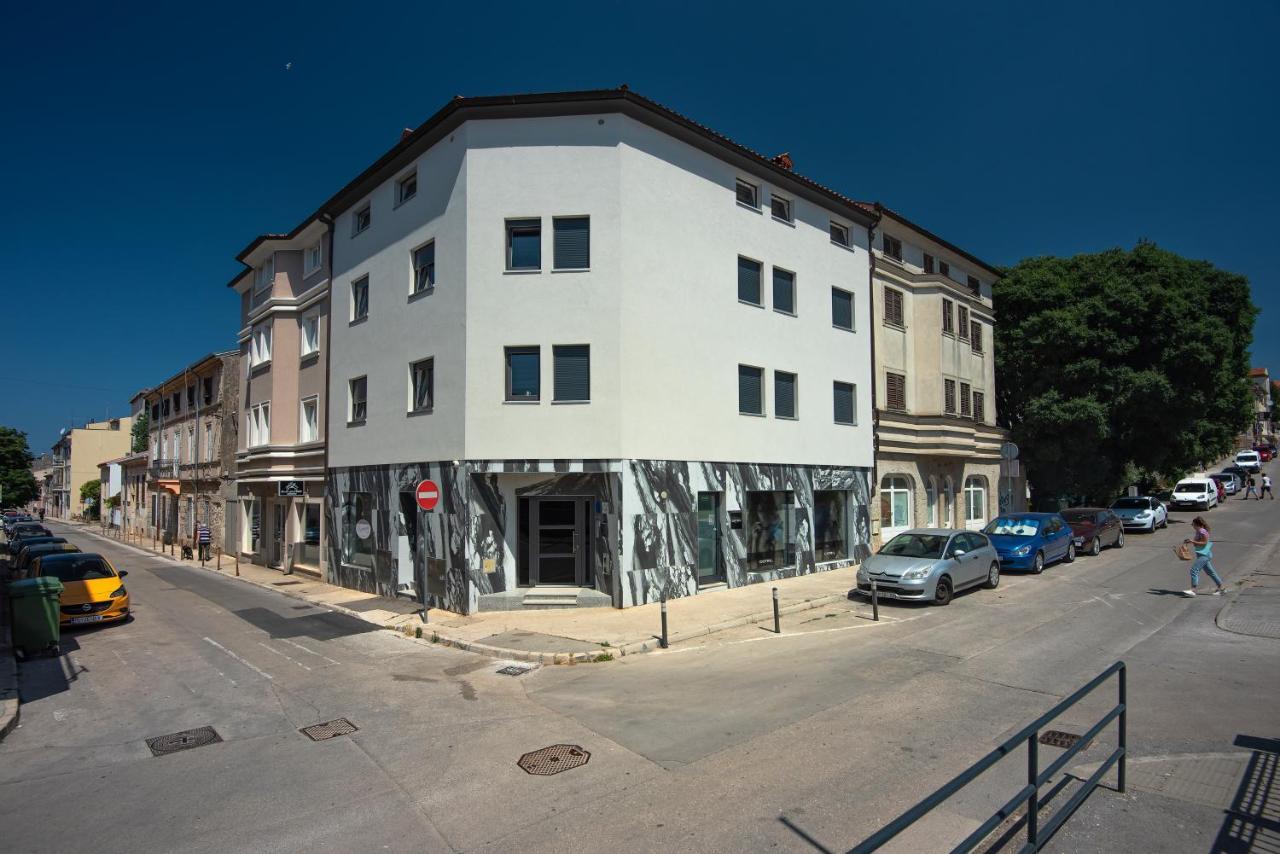 Exclusive City Apartments Pula Bagian luar foto